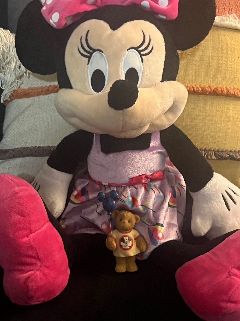 Disney Duo 19" Minnie and Cherish moment teddy with Mickey balloon +shirt